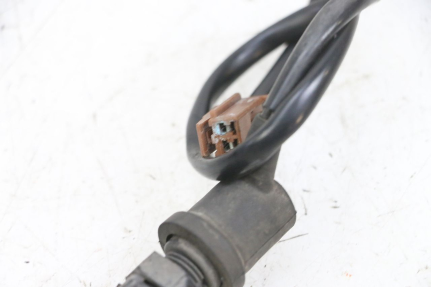 photo de ACHTERREMLICHTSCHAKELAAR YAMAHA TDM ABS 900 (2002 - 2014) - Zoom op gebruiksstaat