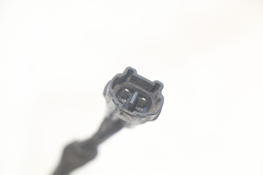 photo de ACHTERREMLICHTSCHAKELAAR KAWASAKI VERSYS ABS 650 (2015 - 2018) - Zoom op gebruiksstaat