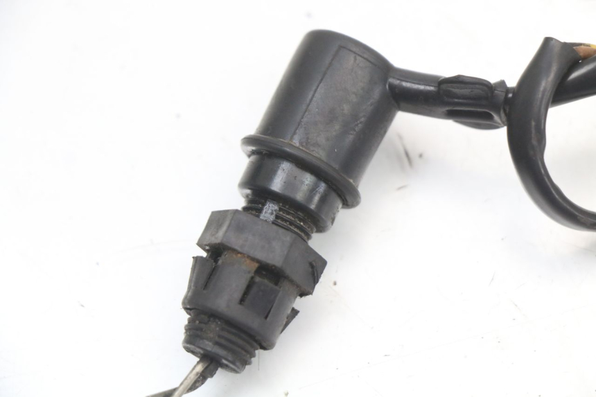 photo de ACHTERREMLICHTSCHAKELAAR YAMAHA XJ F 900 (1983 - 1994) - Technische close-up