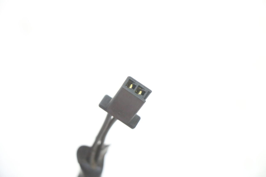 photo de ACHTERREMLICHTSCHAKELAAR HONDA XLV VARADERO 125 (2000 - 2006) - Technische close-up