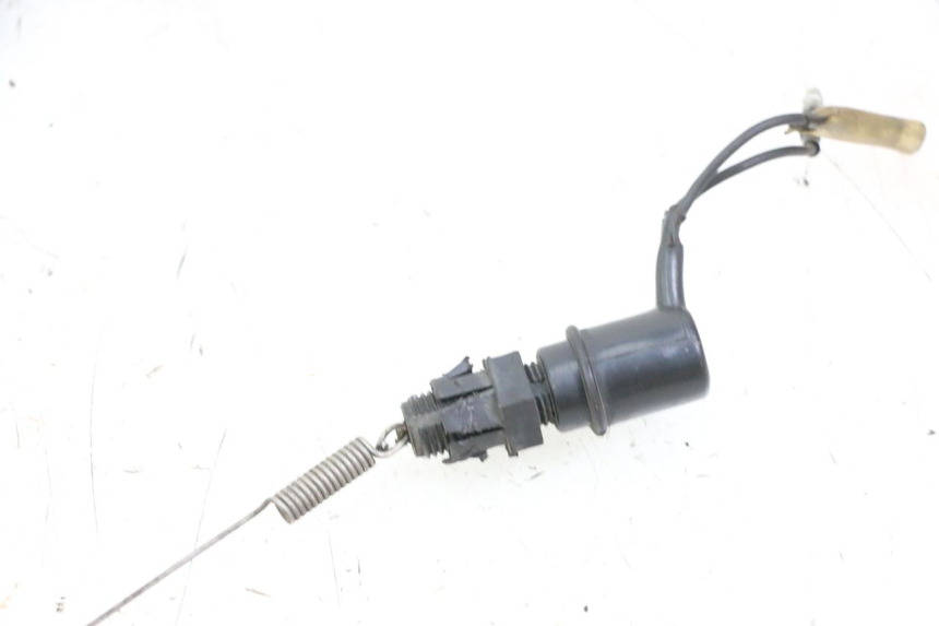 photo de ACHTERREMLICHTSCHAKELAAR YAMAHA SR 125 (1982 - 2003) - Detail van het onderdeel