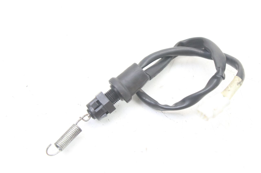 photo de ACHTERREMLICHTSCHAKELAAR YAMAHA XJ6 600 (2008 - 2016) - Detail van het onderdeel