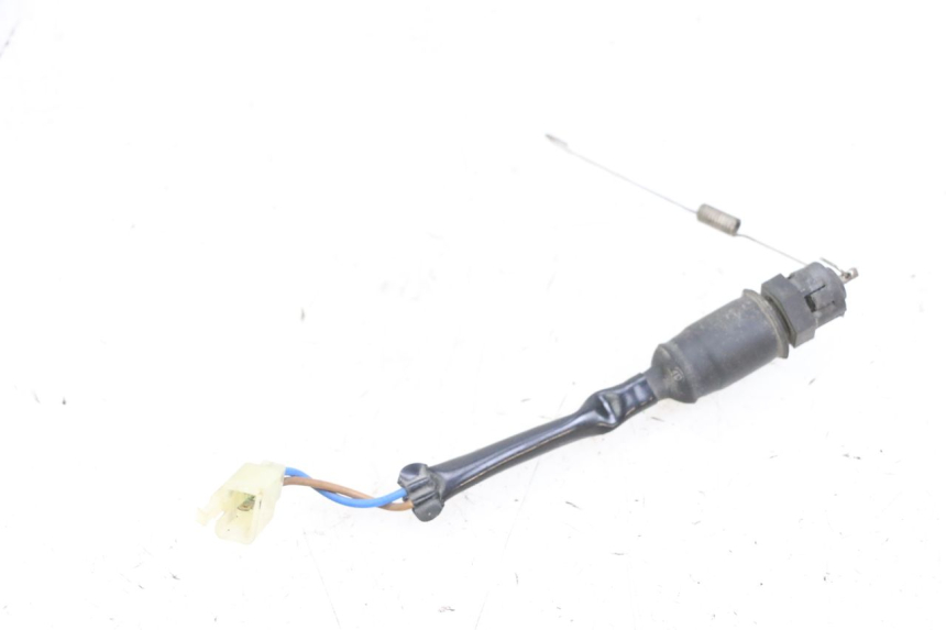 photo de ACHTERREMLICHTSCHAKELAAR KAWASAKI ZR 7 750 (1999 - 2004) - Detail van het onderdeel