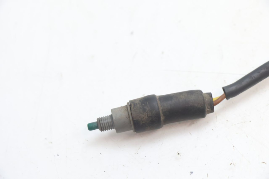 photo de STOPLICHTSCHAKELAAR MBK BOOSTER SPIRIT 50 (2004 - 2017) - Technische close-up