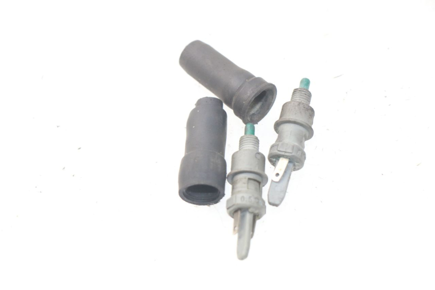 photo de STOPLICHTSCHAKELAAR YAMAHA BW'S 50 (1999 - 2003) - Detail van het onderdeel