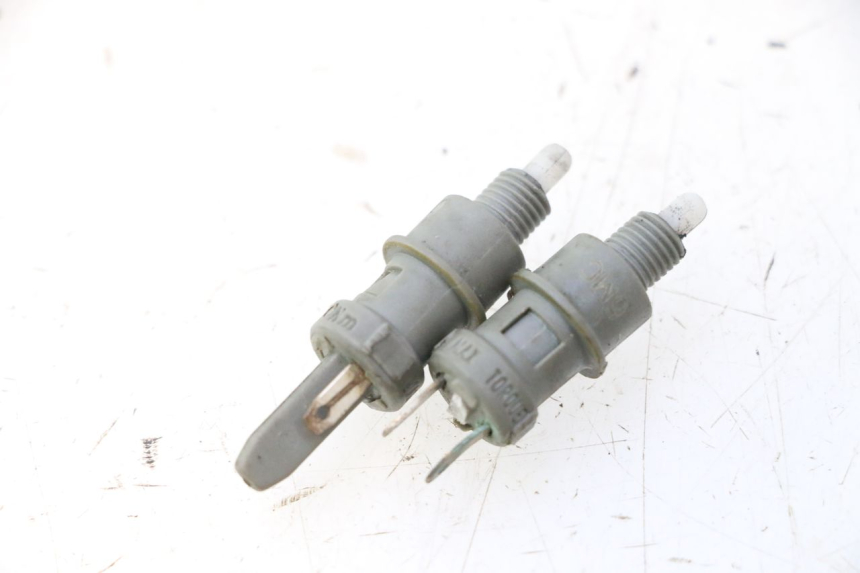 photo de STOPLICHTSCHAKELAAR PEUGEOT CITYSTAR 2T 50 (2018 - 2021) - Hoofdaanzicht