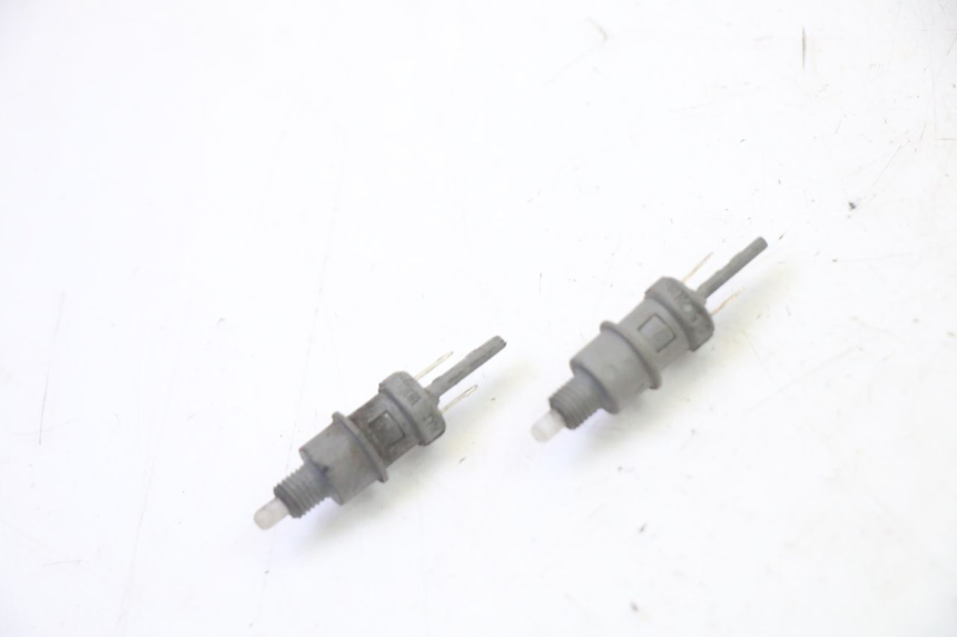 photo de STOPLICHTSCHAKELAAR PEUGEOT CITYSTAR 50 (2013 - 2017) - Hoofdaanzicht