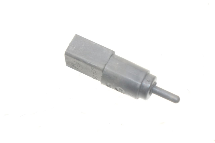 photo de RECHTS REMLICHTSCHAKELAAR PIAGGIO CARNABY 125 (2007 - 2011) - Hoofdaanzicht