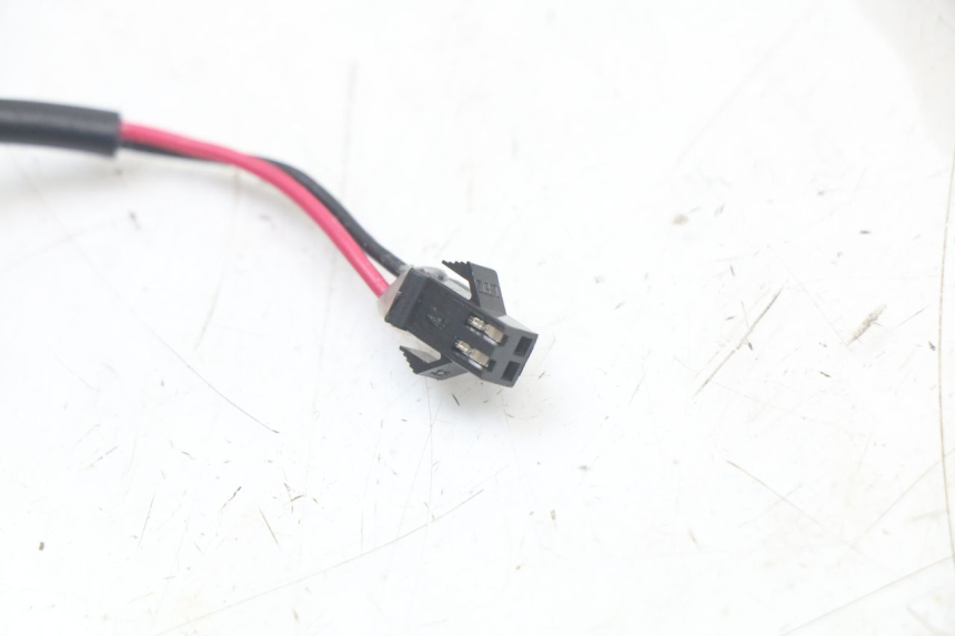 photo de RECHTS REMLICHTSCHAKELAAR WAYSCRAL E-START 1 (2018 - 2022) - Bevestigingspunten