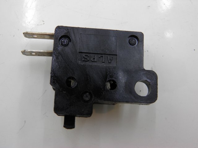 photo de RECHTS REMLICHTSCHAKELAAR HONDA NHX LEAD 110 (2008 - 2010) - Hoofdaanzicht