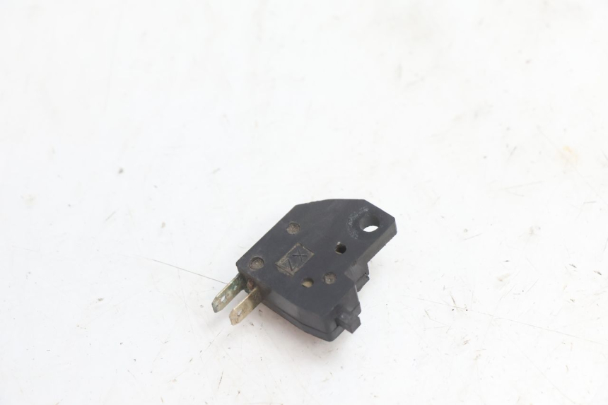 photo de RECHTS REMLICHTSCHAKELAAR PEUGEOT KISBEE 4T 50 (2010 - 2017) - Detail van het onderdeel