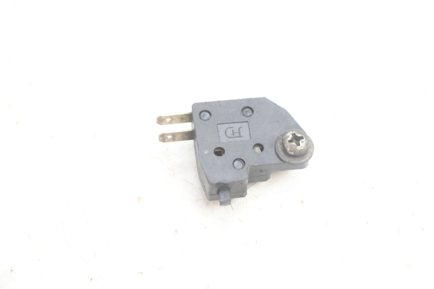 photo de RECHTS REMLICHTSCHAKELAAR PEUGEOT KISBEE 4T 50 (2010 - 2017) - Detail van het onderdeel