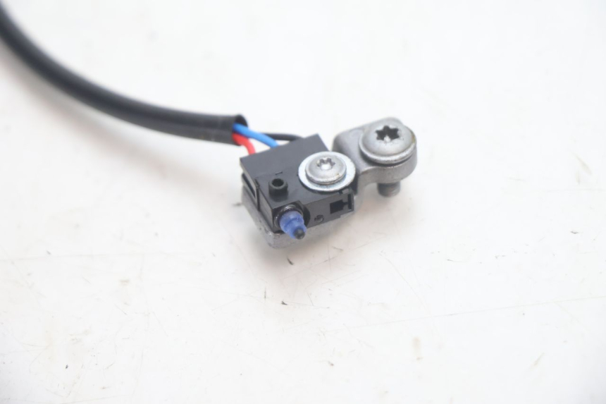 photo de RECHTS STOPLICHTSCHAKELAAR PIAGGIO MP3 HPE 530 (2022 - 2026) - Zoom op gebruiksstaat
