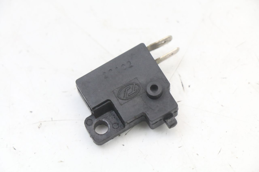 photo de RECHTS REMLICHTSCHAKELAAR MOTO GUZZI NORGE 8V GT 1200 (2011 - 2016) - Detail van het onderdeel