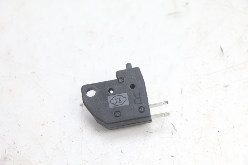photo de RECHTS STOPLICHTSCHAKELAAR JM MOTORS R-MAX TECH 50 (2024 - 2026) - Andere kijkhoek