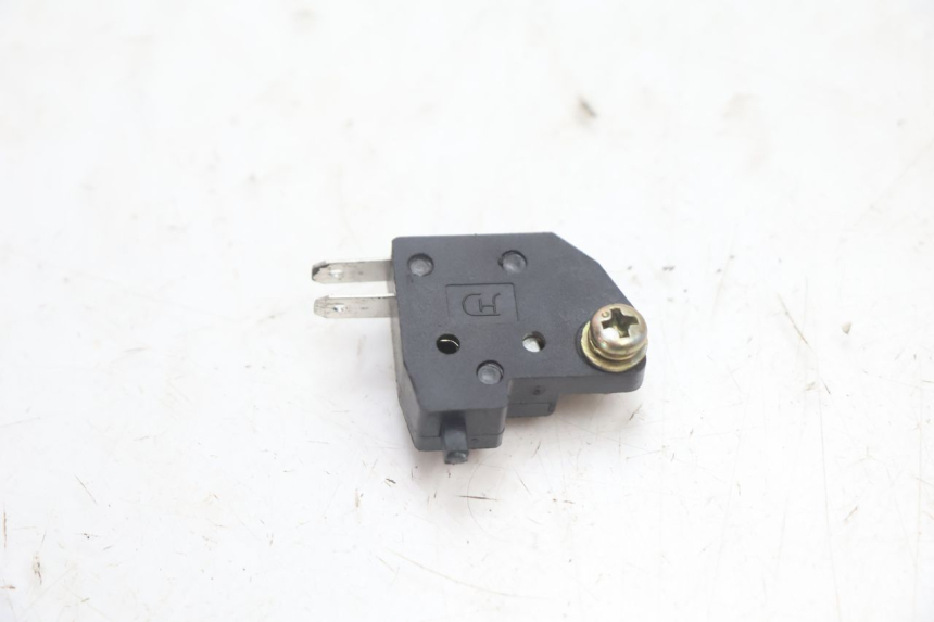 photo de RECHTS REMLICHTSCHAKELAAR TNT MOTOR ROMA 10' 2T 50 (2011 - 2018) - Detail van het onderdeel