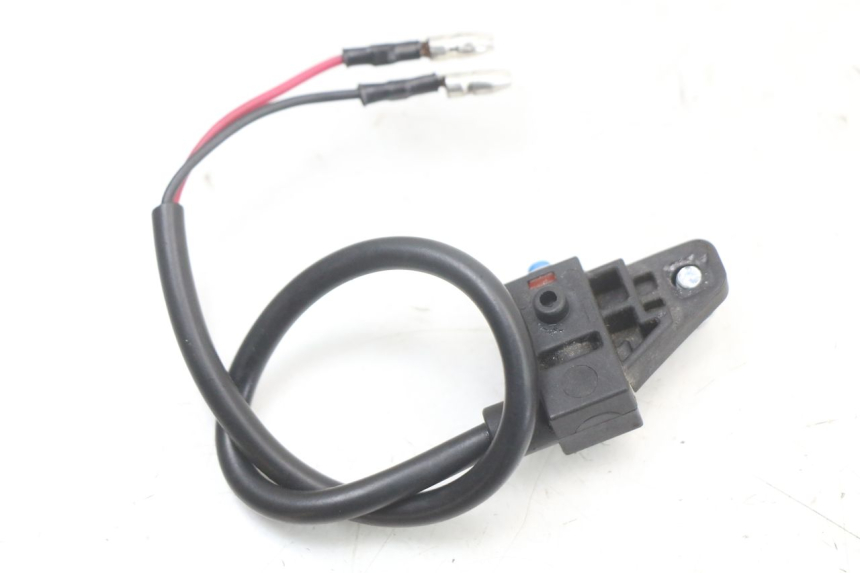 photo de RECHTS REMLICHTSCHAKELAAR VASTRO STREET X 4T 50 (2016 - 2021) - Zoom op gebruiksstaat