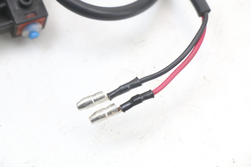 photo de RECHTS REMLICHTSCHAKELAAR VASTRO STREET X 4T 50 (2016 - 2021) - Andere kijkhoek