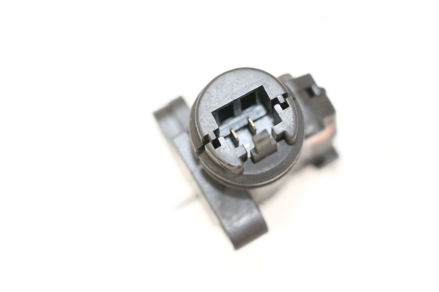 photo de RECHTS REMLICHTSCHAKELAAR YAMAHA XJN DIVERSION 600 (2000 - 2003) - Detail van het onderdeel