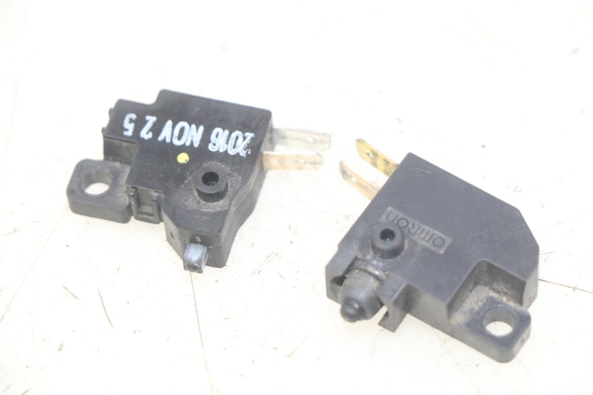 photo de STOPLICHTSCHAKELAAR YAMAHA D'ELIGHT DELIGHT 125 (2017 - 2020) - Hoofdaanzicht