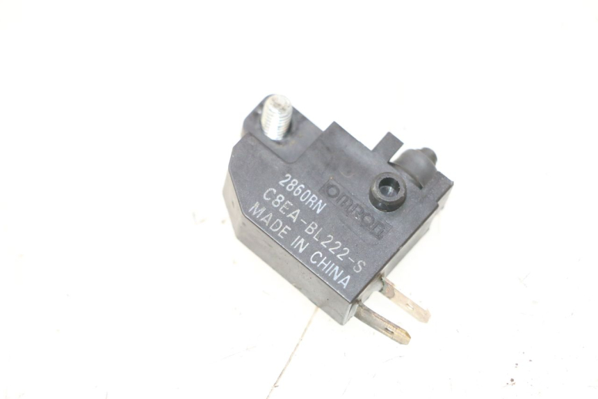 photo de LINKER REMLICHTSCHAKELAAR SUZUKI BURGMAN 125 (2007 - 2014) - Detail van het onderdeel
