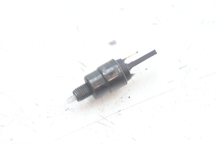photo de LINKER REMLICHTSCHAKELAAR PEUGEOT KISBEE 4T 50 (2010 - 2017) - Detail van het onderdeel