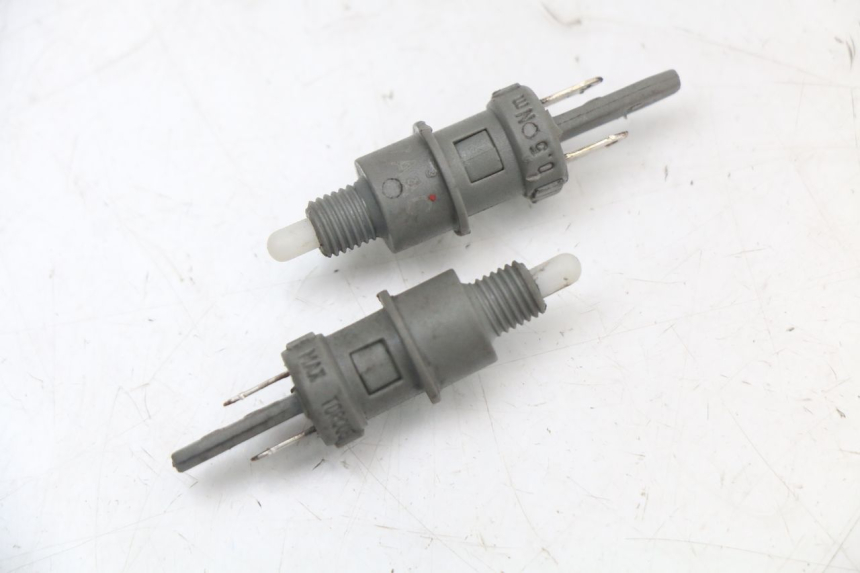 photo de STOPLICHTSCHAKELAAR PEUGEOT GEOPOLIS RS 125 (2007 - 2009) - Hoofdaanzicht