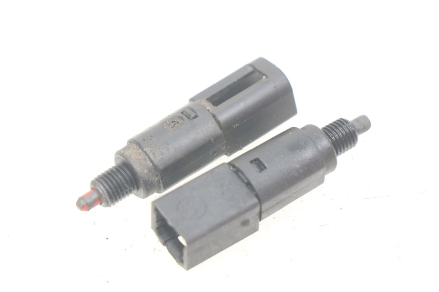 photo de STOPLICHTSCHAKELAAR PIAGGIO LIBERTY 4T 50 (2004 - 2008) - Hoofdaanzicht