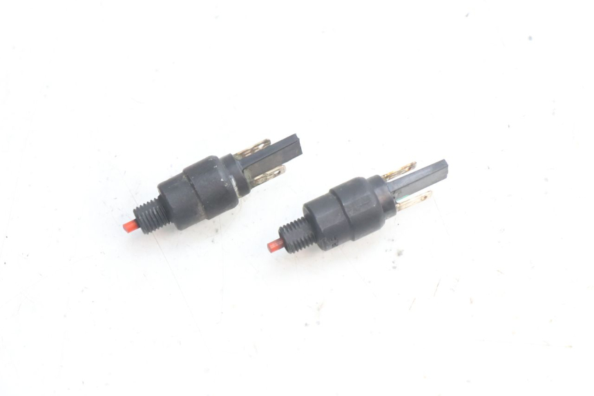 photo de STOPLICHTSCHAKELAAR PIAGGIO LIBERTY IGET 4T 50 (2021 - 2025) - Hoofdaanzicht