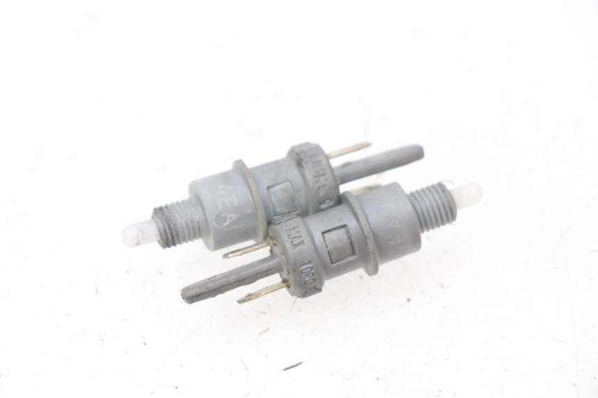 photo de STOPLICHTSCHAKELAAR PEUGEOT LUDIX 50 (2005 - 2007) - Hoofdaanzicht