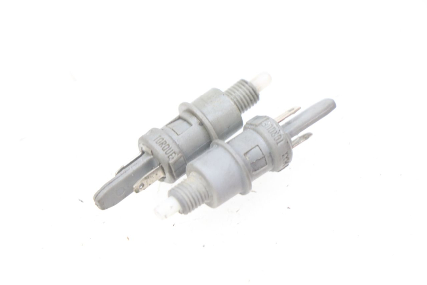 photo de STOPLICHTSCHAKELAAR PEUGEOT LUDIX 50 (2008 - 2017) - Hoofdaanzicht