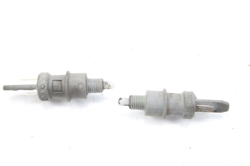 photo de STOPLICHTSCHAKELAAR PEUGEOT LUDIX 50 (2008 - 2017) - Zoom op gebruiksstaat