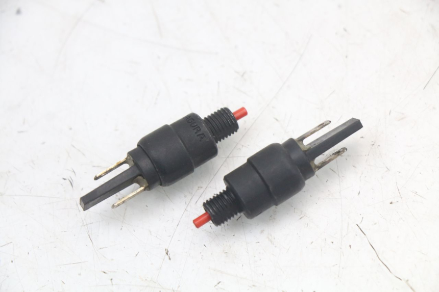 photo de STOPLICHTSCHAKELAAR PIAGGIO MP3 HPE 350 (2018 - 2020) - Hoofdaanzicht