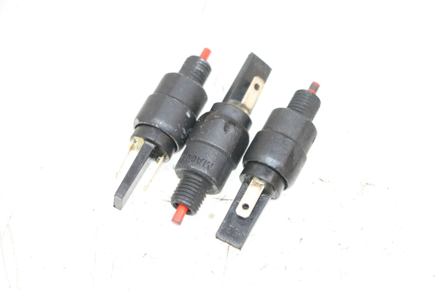 photo de STOPLICHTSCHAKELAAR PIAGGIO MP3 HPE 300 (2019 - 2026) - Hoofdaanzicht