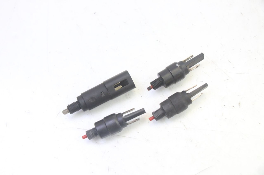 photo de STOPLICHTSCHAKELAAR PIAGGIO MP3 LT 300 (2010 - 2016) - Hoofdaanzicht