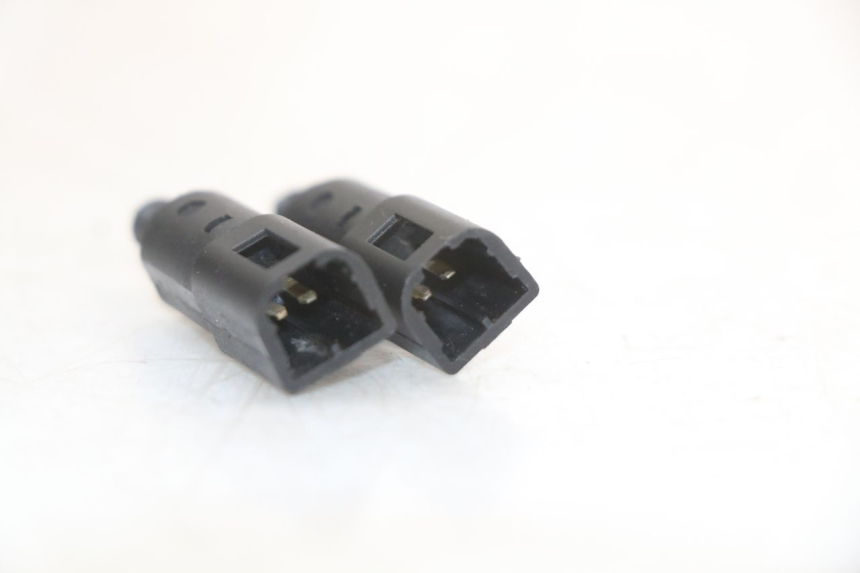 photo de STOPLICHTSCHAKELAAR PIAGGIO MP3 125 (2006 - 2014) - Andere kijkhoek