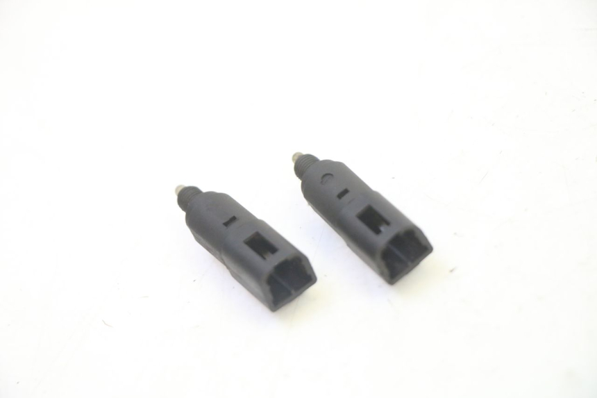 photo de STOPLICHTSCHAKELAAR PIAGGIO MP3 125 (2006 - 2014) - Andere kijkhoek