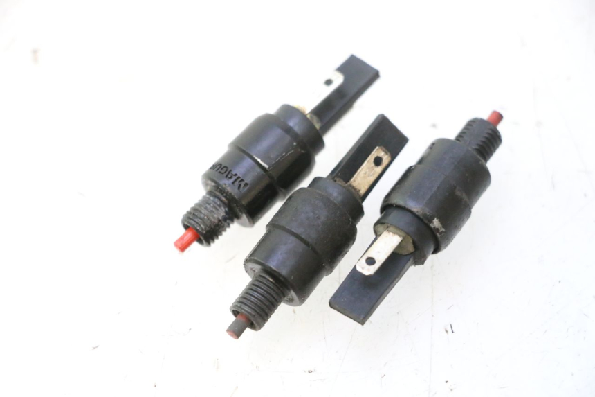 photo de STOPLICHTSCHAKELAAR PIAGGIO MP3 500 (2011 - 2015) - Hoofdaanzicht
