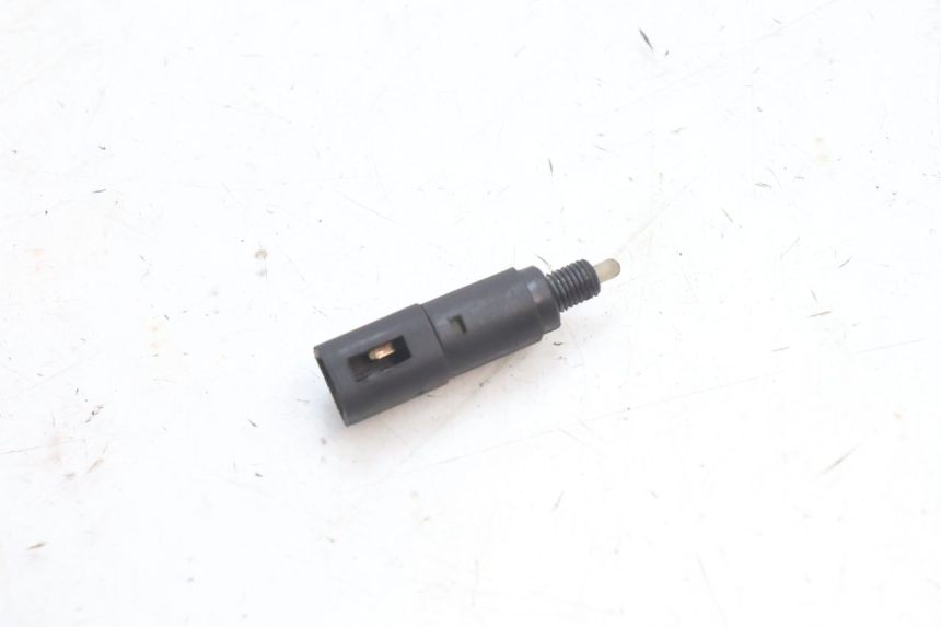 photo de STOPLICHTSCHAKELAAR PIAGGIO MP3 500 (2016 - 2018) - Detail van het onderdeel