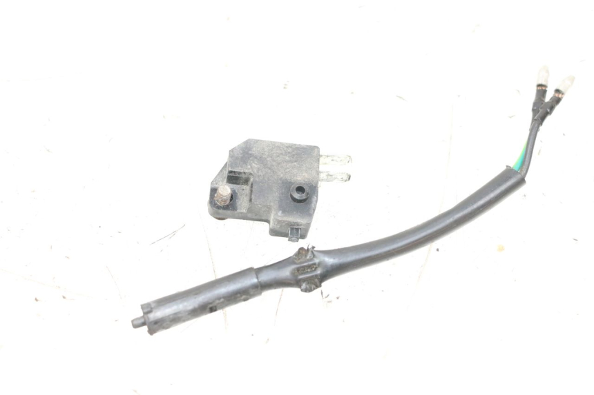 photo de STOPLICHTSCHAKELAAR SYM ORBIT 2 4T 50 (2008 - 2017) - Zoom op gebruiksstaat