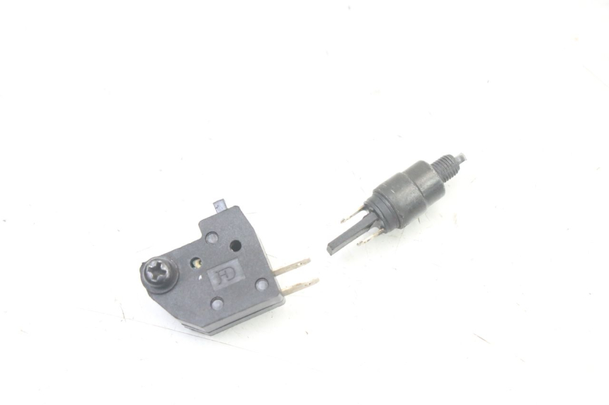 photo de STOPLICHTSCHAKELAAR PEUGEOT STREETZONE I 2T 50 (2018 - 2020) - Hoofdaanzicht