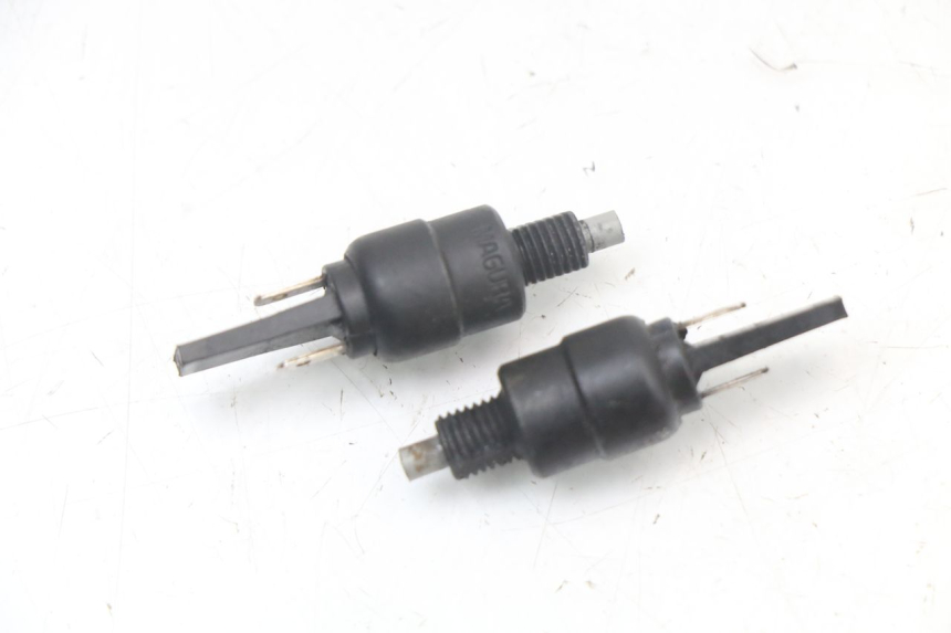 photo de STOPLICHTSCHAKELAAR APRILIA SCARABEO GT 125 (1999 - 2007) - Hoofdaanzicht