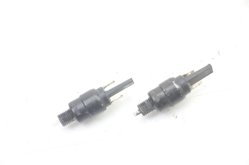 photo de STOPLICHTSCHAKELAAR APRILIA SCARABEO GT TOURING 125 (1999 - 2005) - Hoofdaanzicht