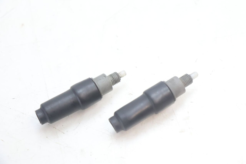 photo de STOPLICHTSCHAKELAAR YAMAHA SLIDER 50 (1999 - 2004) - Detail van het onderdeel