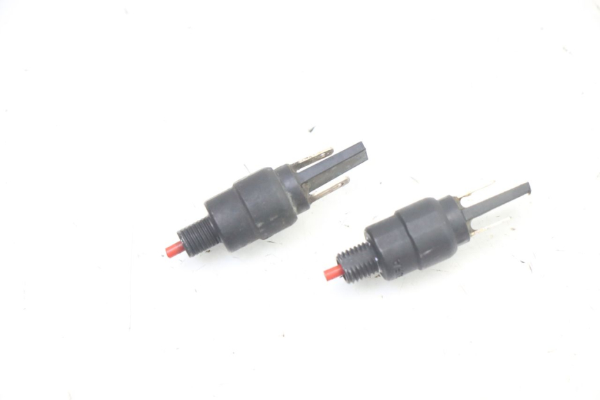 photo de STOPLICHTSCHAKELAAR APRILIA SR 2T 50 (2018 - 2022) - Hoofdaanzicht