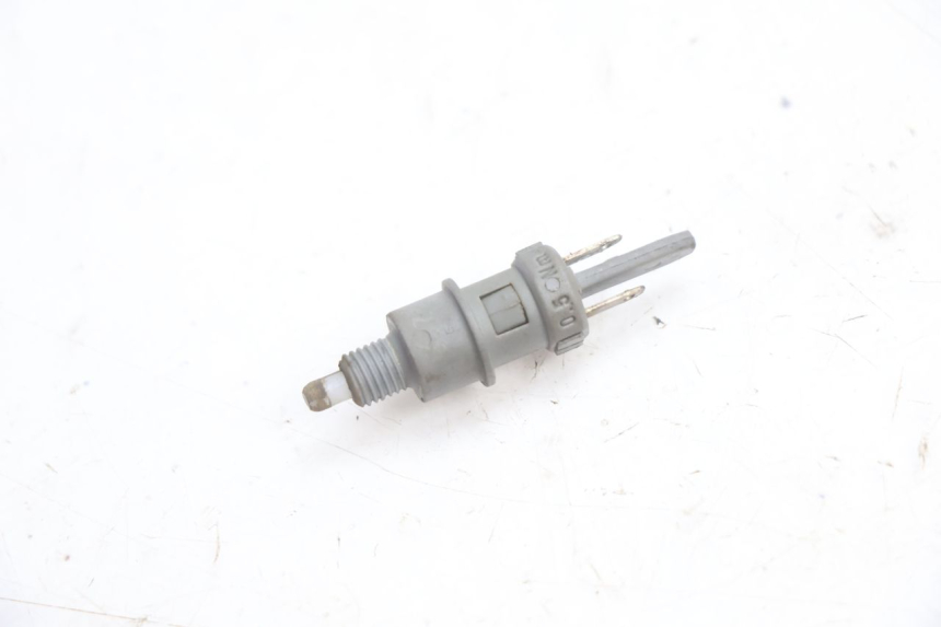 photo de STOPLICHTSCHAKELAAR PEUGEOT TKR TREKKER FURIOUS 50 (2005 - 2014) - Hoofdaanzicht
