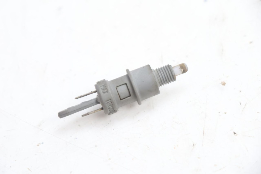 photo de STOPLICHTSCHAKELAAR PEUGEOT TKR TREKKER FURIOUS 50 (2005 - 2014) - Detail van het onderdeel