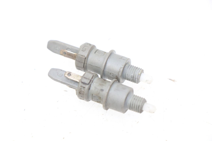 photo de STOPLICHTSCHAKELAAR PEUGEOT VIVACITY 50 (1998 - 2003) - Hoofdaanzicht