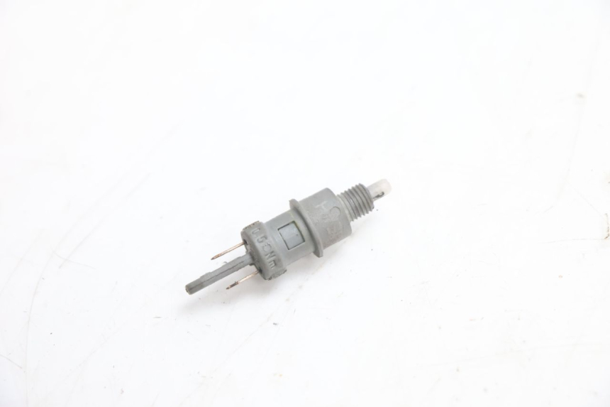 photo de STOPLICHTSCHAKELAAR PEUGEOT VIVACITY 50 (1998 - 2003) - Detail van het onderdeel