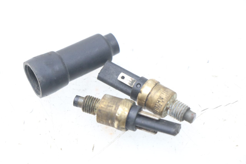 photo de STOPLICHTSCHAKELAAR PEUGEOT VIVACITY 100 (1999 - 2008) - Hoofdaanzicht